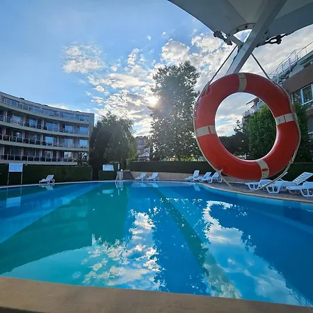 2br Sea Sunrise View Happy Place Apartament