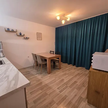2br Sea Sunrise View Happy Place شقة