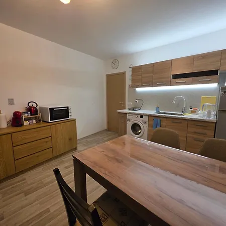 2br Sea Sunrise View Happy Place * تشيرنوموريتس