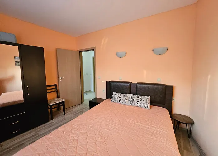 2br Sea Sunrise View Happy Place * Chernomorets